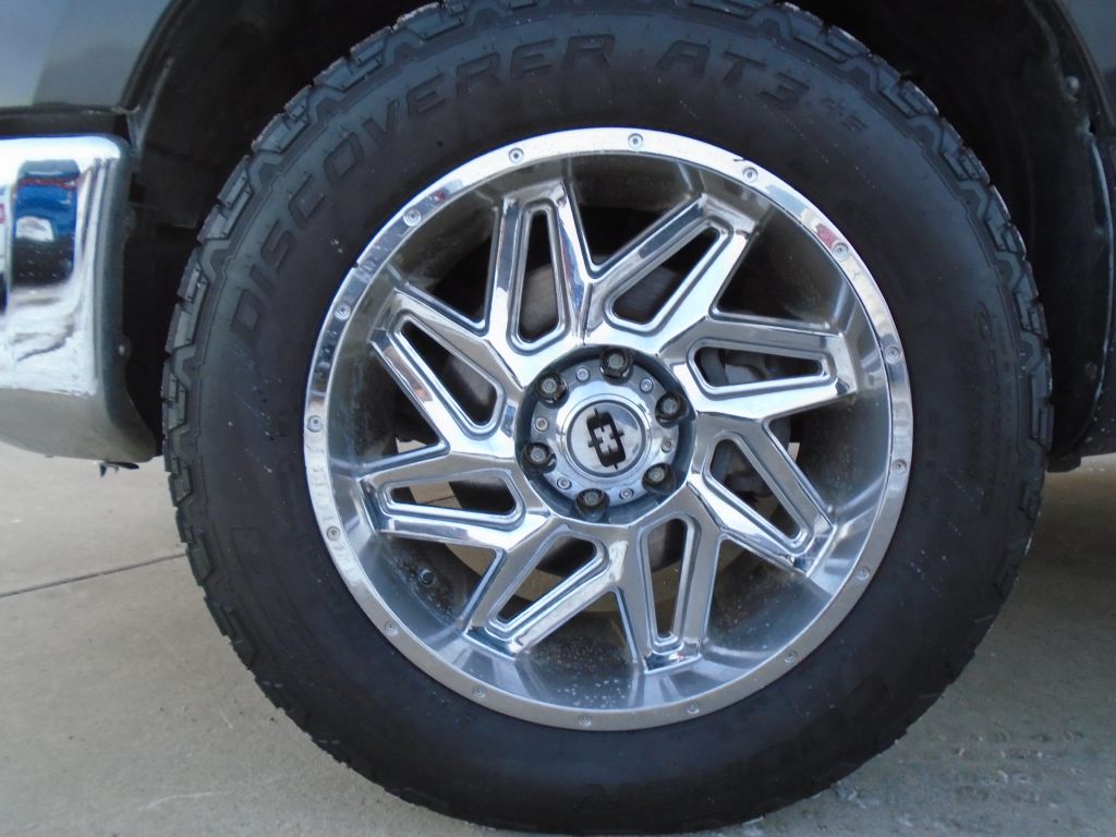 Photo 66 of this NISSAN TITAN
