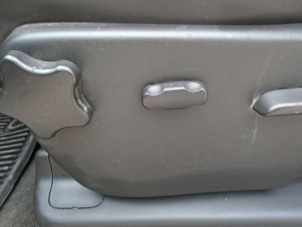 Photo 15 of this GMC SIERRA
