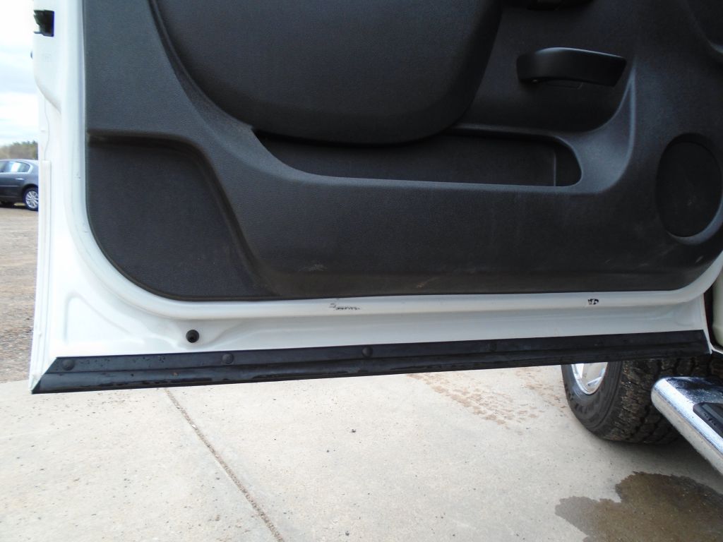 Photo 22 of this GMC SIERRA