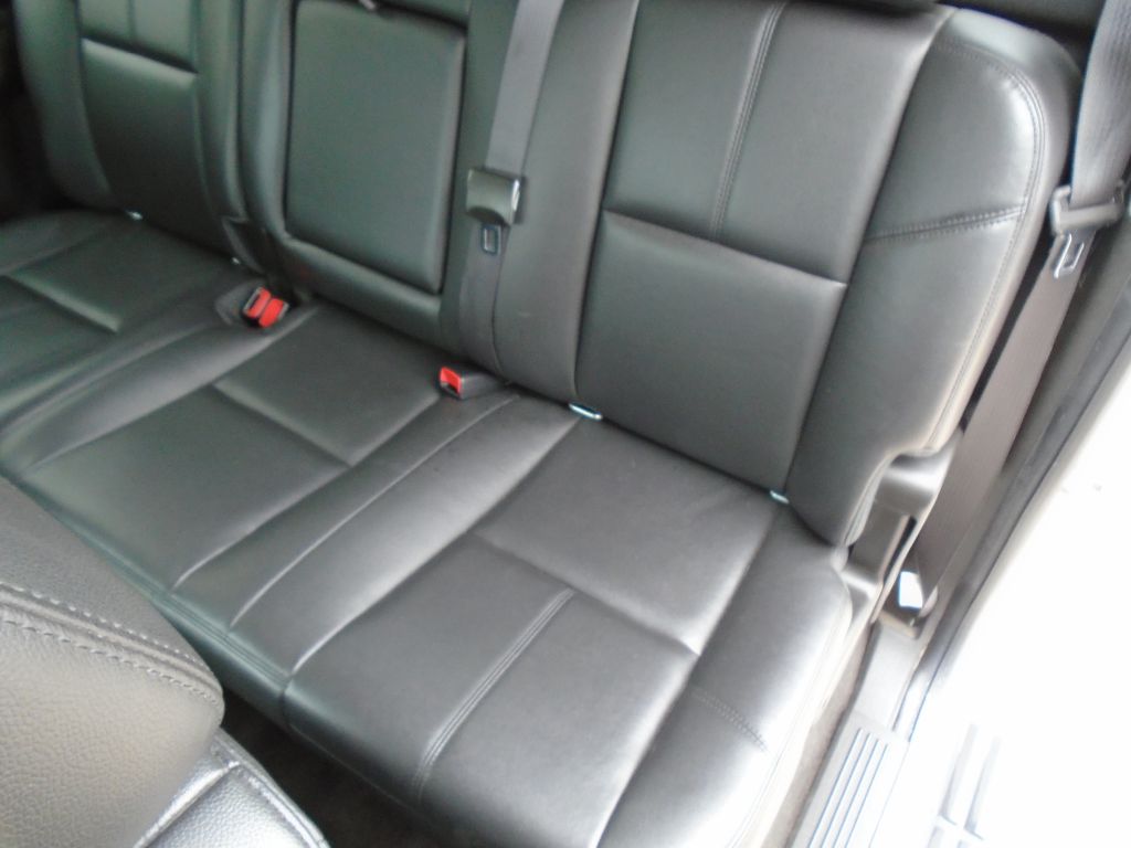 Photo 26 of this GMC SIERRA