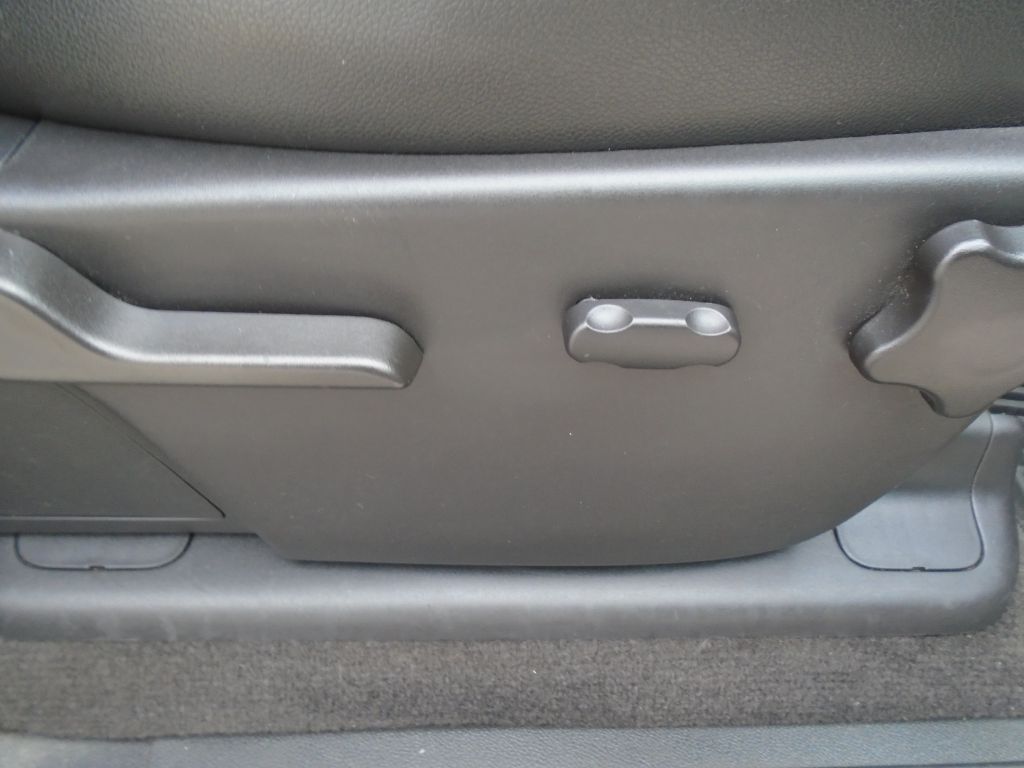 Photo 32 of this GMC SIERRA