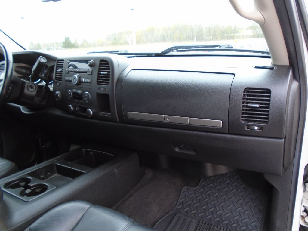 Photo 33 of this GMC SIERRA