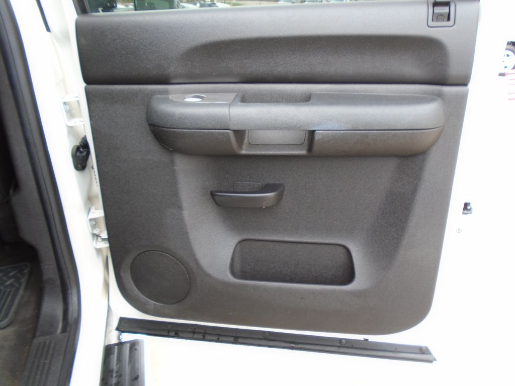 Photo 42 of this GMC SIERRA