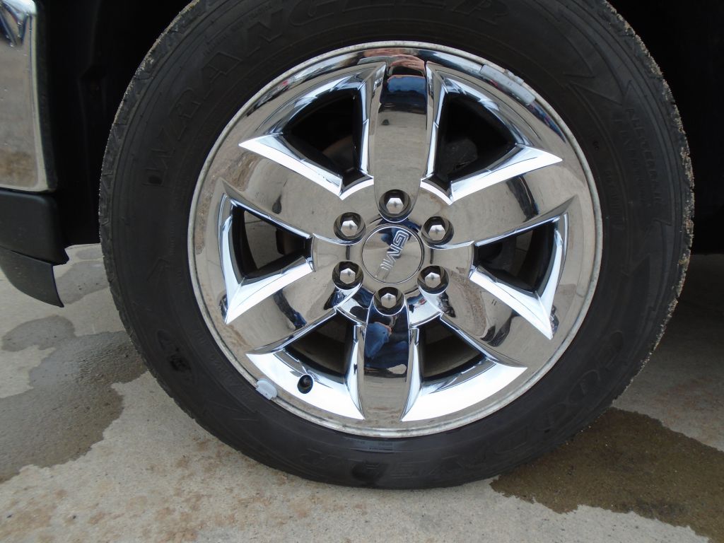 Photo 60 of this GMC SIERRA