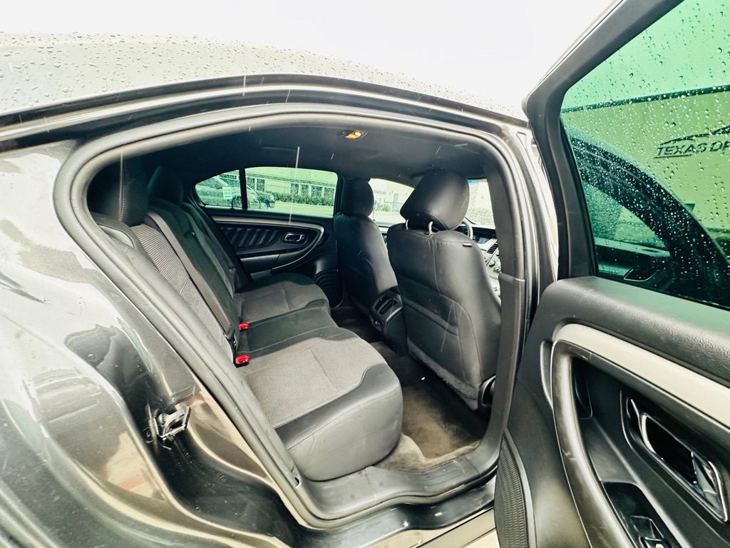 Photo 17 of this FORD TAURUS