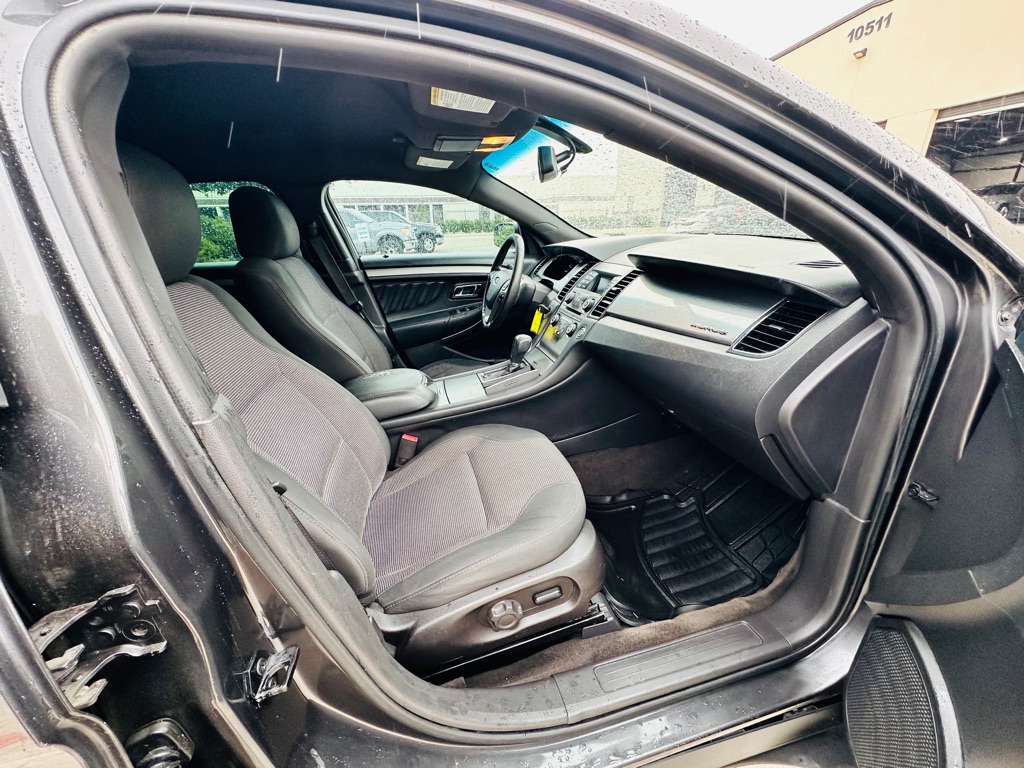 Photo 20 of this FORD TAURUS