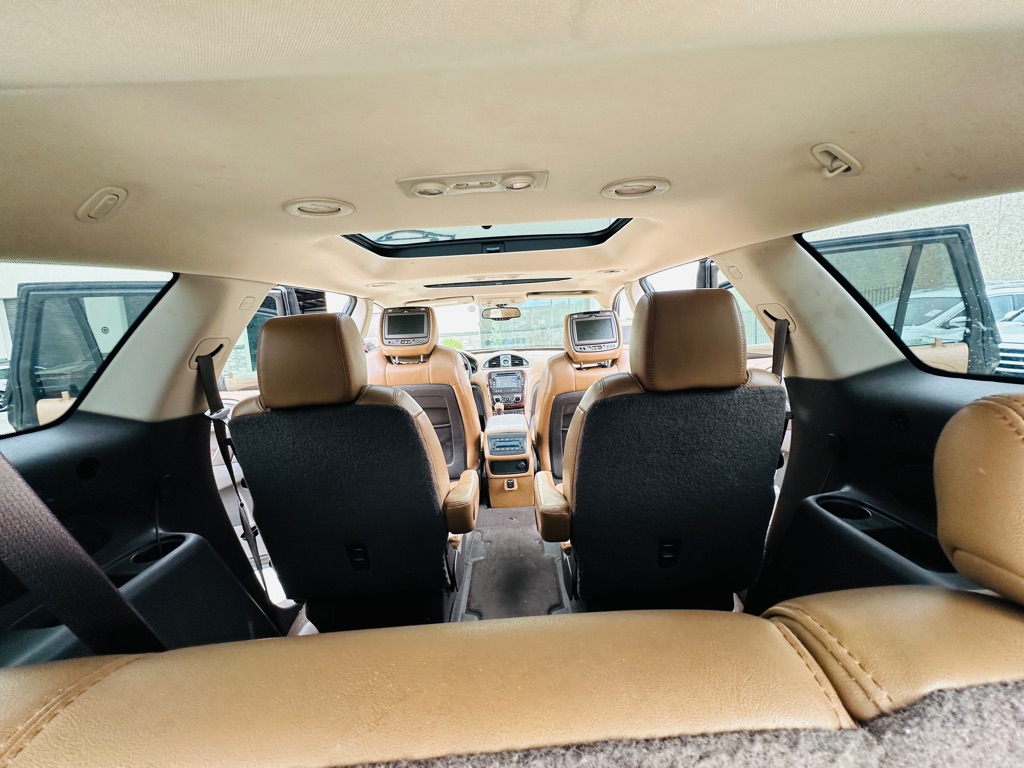 Photo 22 of this BUICK ENCLAVE