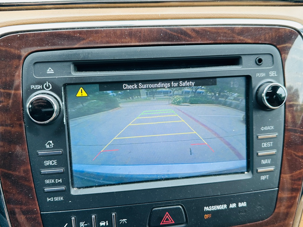 Photo 31 of this BUICK ENCLAVE
