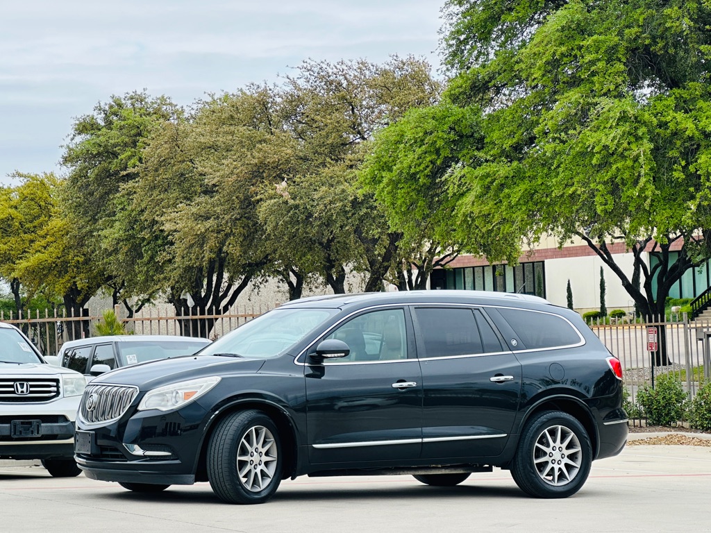 Photo 5 of this BUICK ENCLAVE
