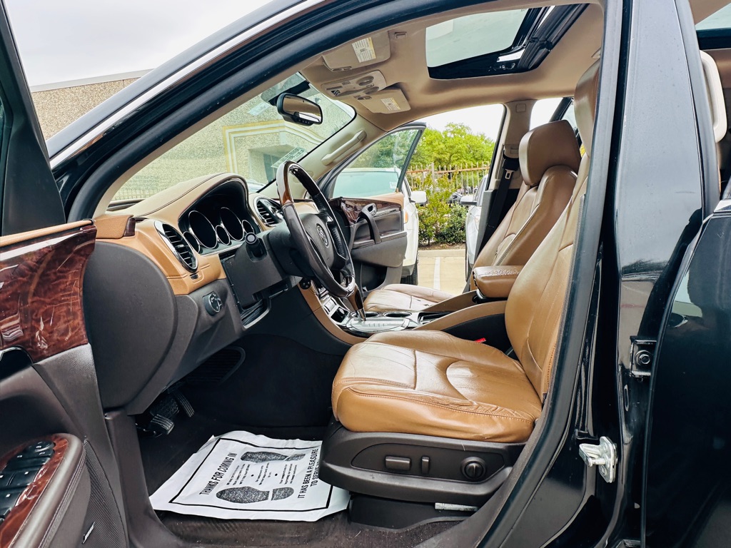 Photo 14 of this BUICK ENCLAVE