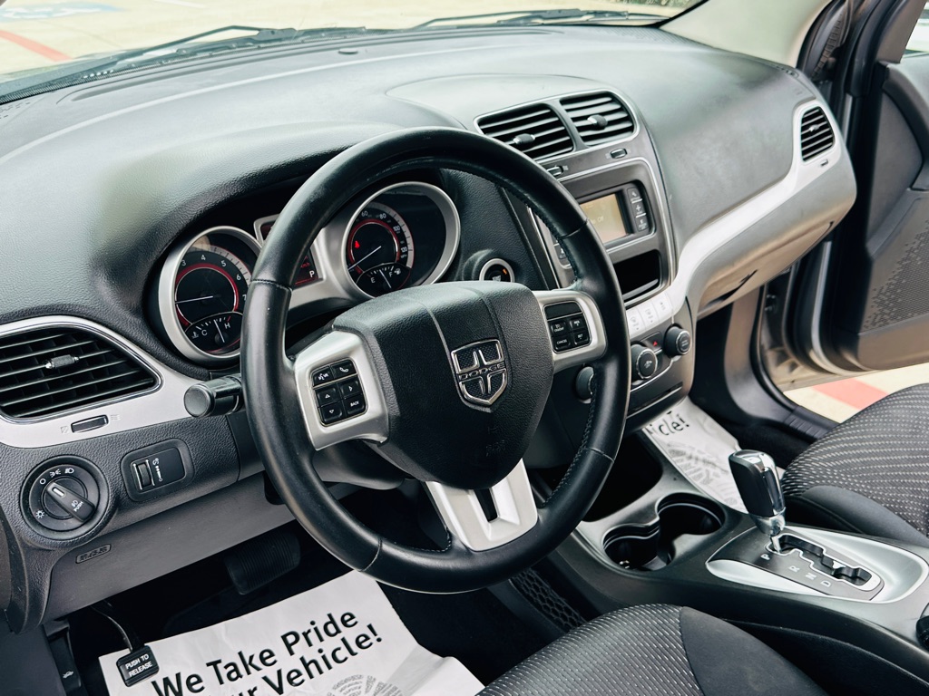 Photo 14 of this DODGE JOURNEY