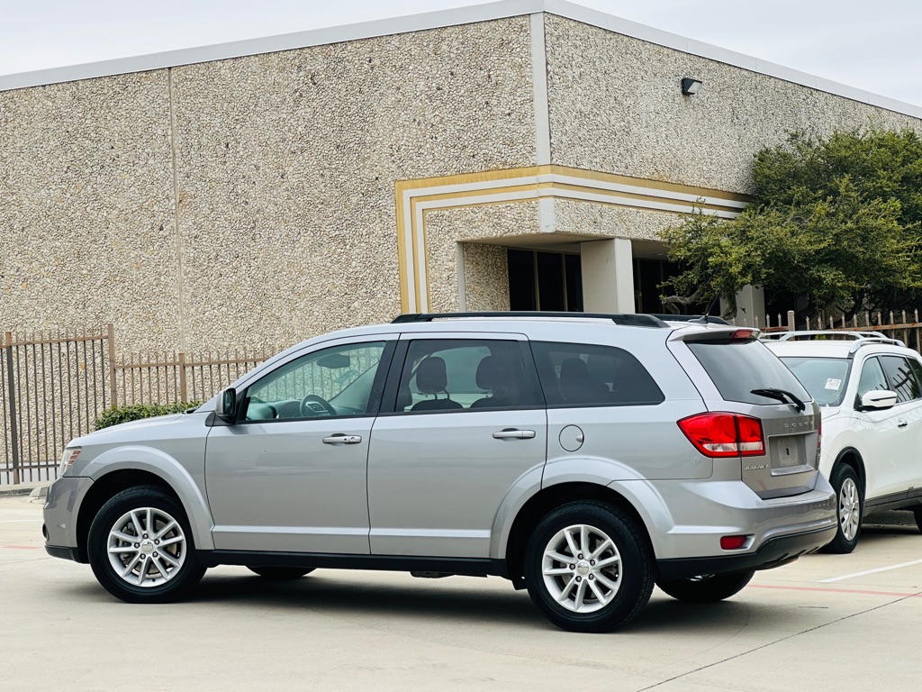 Photo 7 of this DODGE JOURNEY