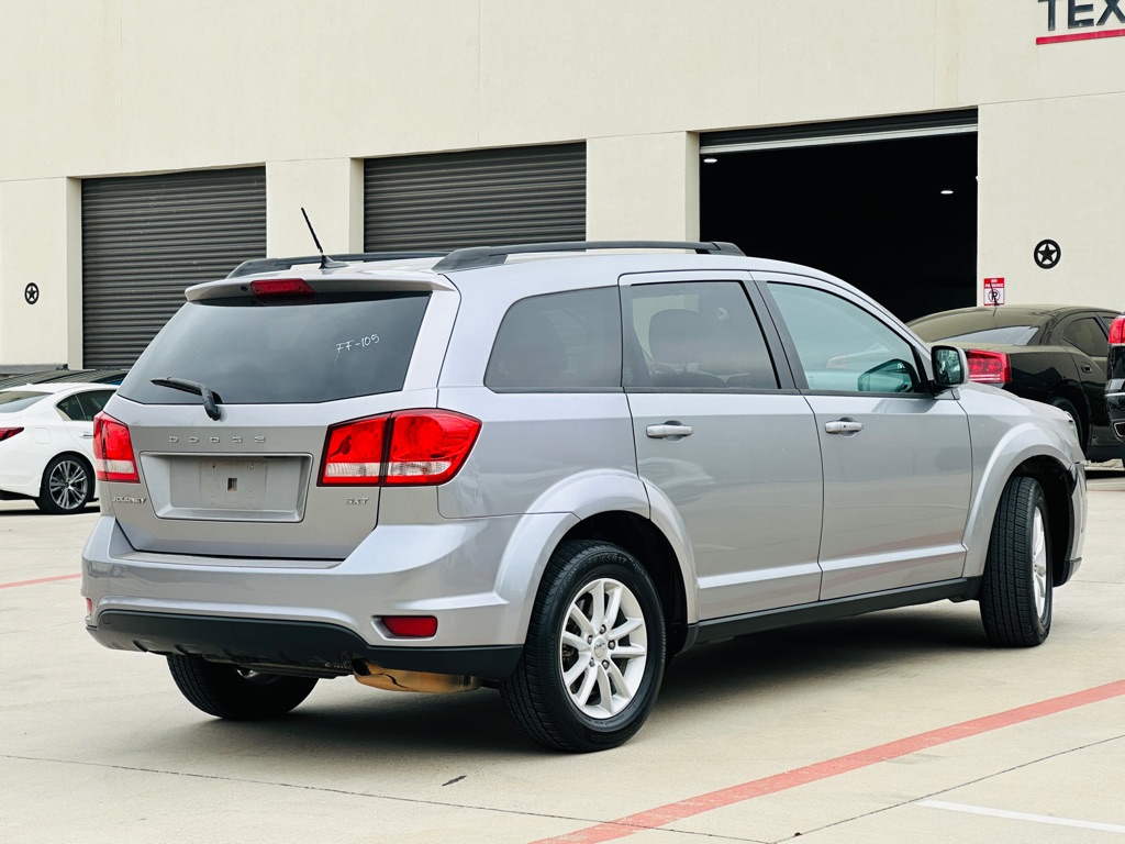 Photo 11 of this DODGE JOURNEY