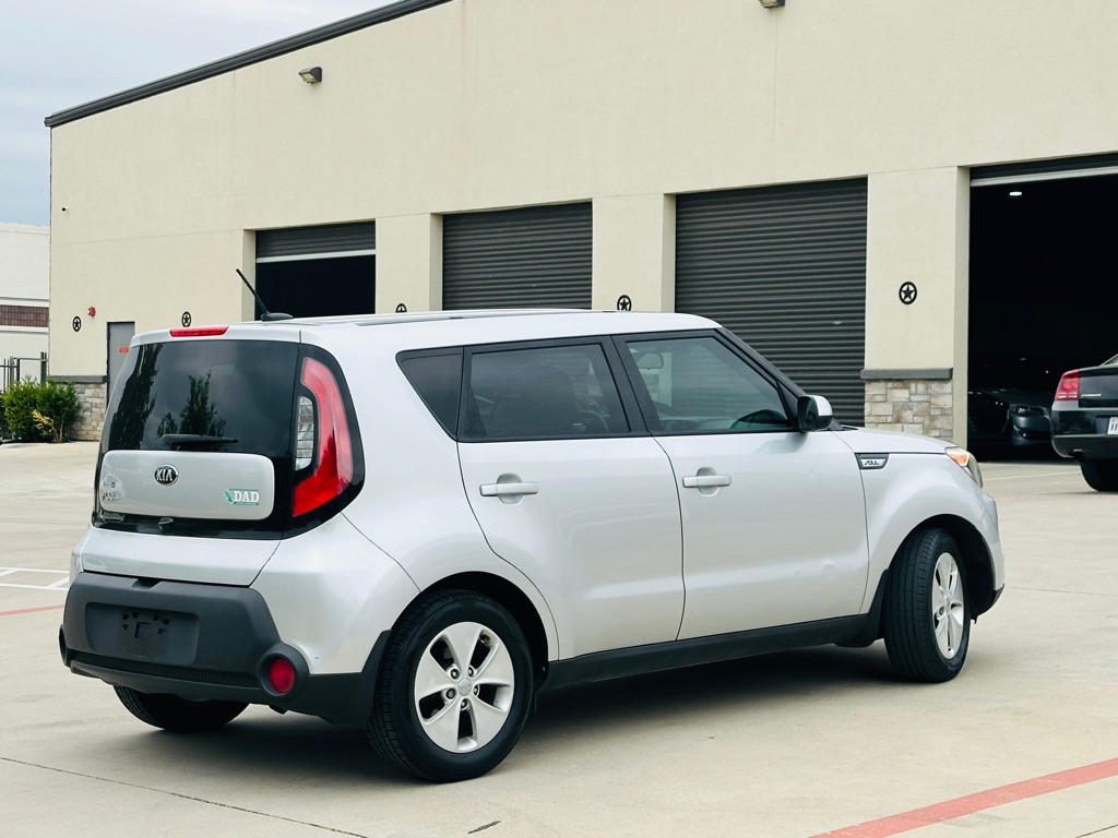 Photo 12 of this KIA SOUL