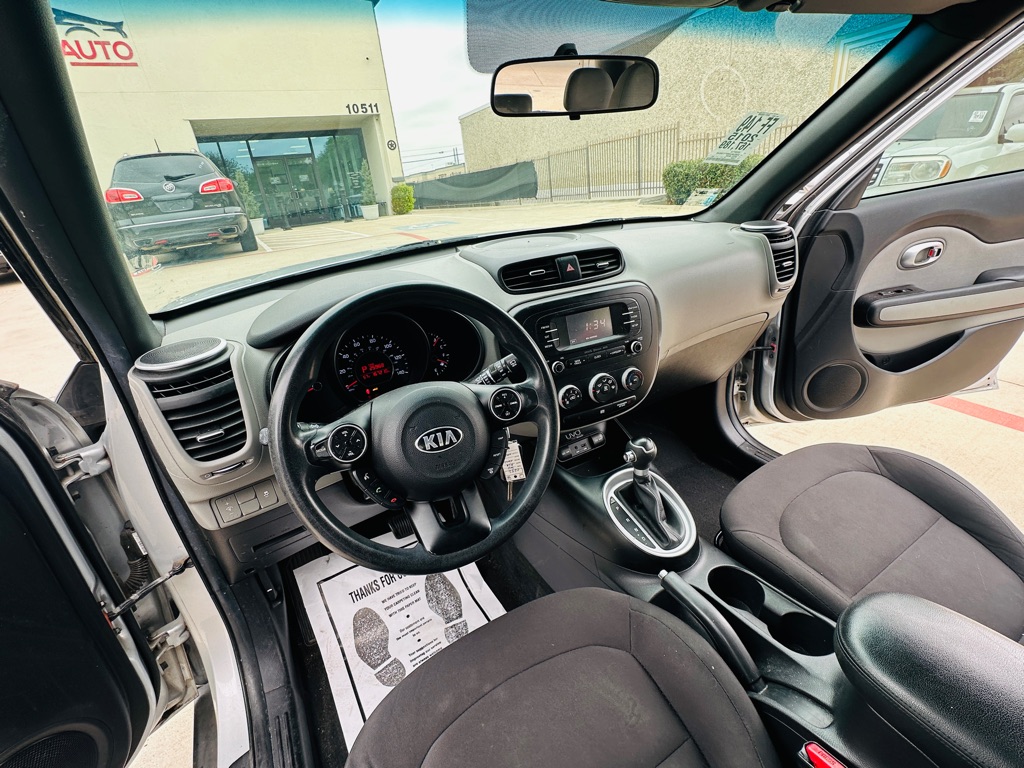 Photo 16 of this KIA SOUL