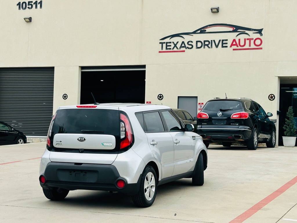 Photo 11 of this KIA SOUL