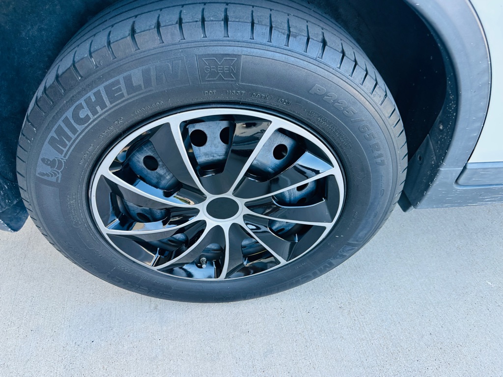 Photo 28 of this NISSAN ROGUE