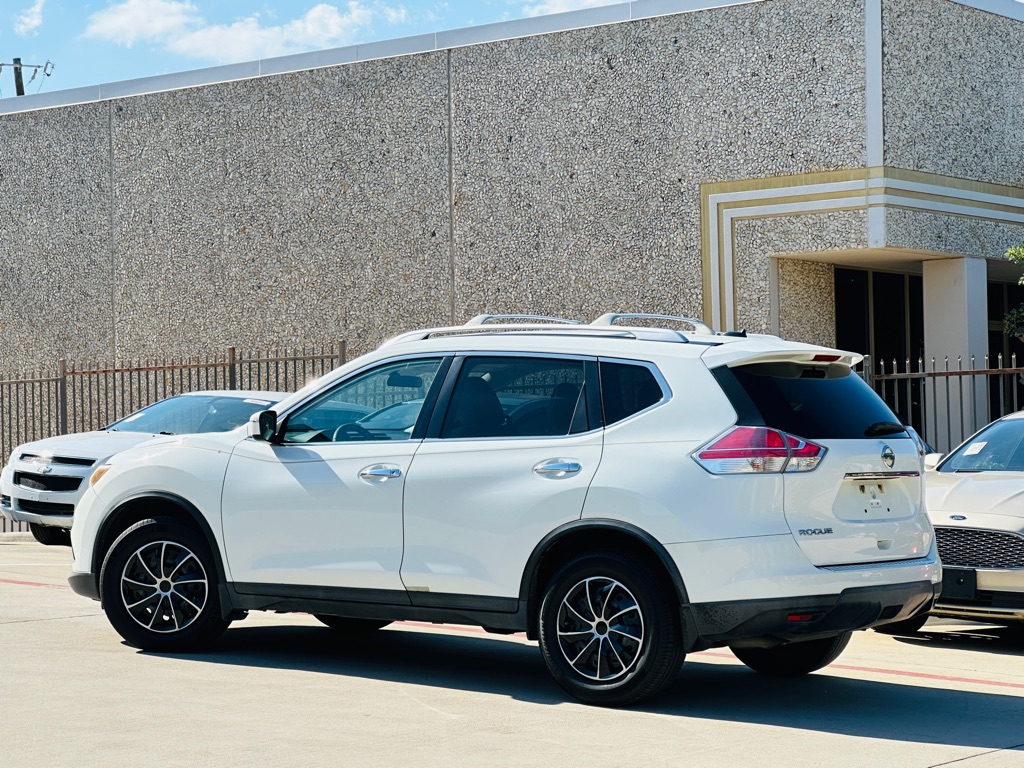 Photo 6 of this NISSAN ROGUE