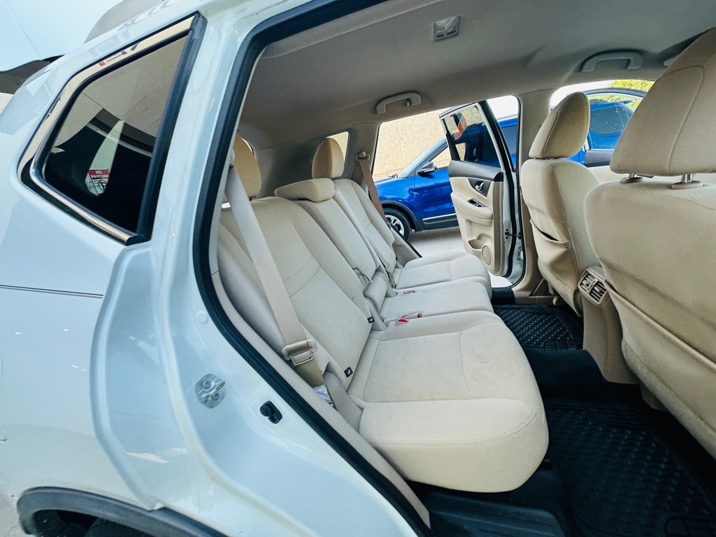 Photo 20 of this NISSAN ROGUE