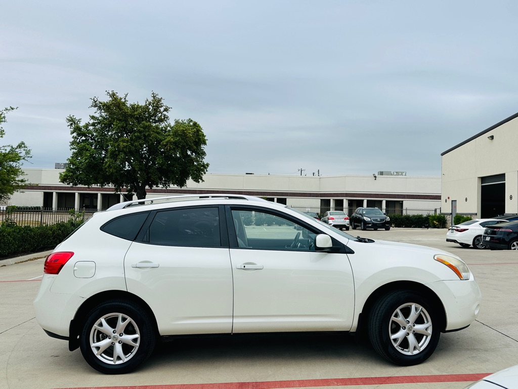 Photo 12 of this NISSAN ROGUE
