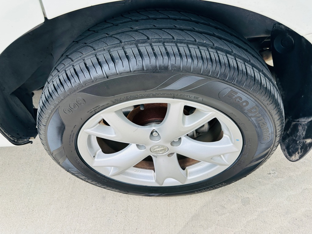 Photo 28 of this NISSAN ROGUE