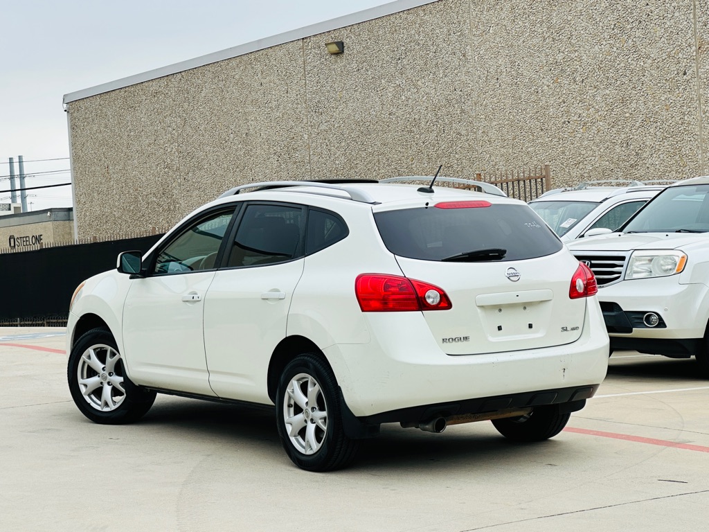 Photo 8 of this NISSAN ROGUE
