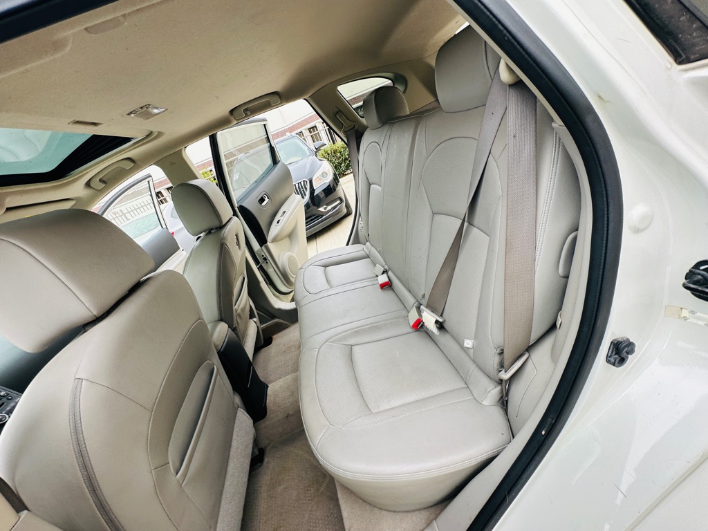Photo 19 of this NISSAN ROGUE