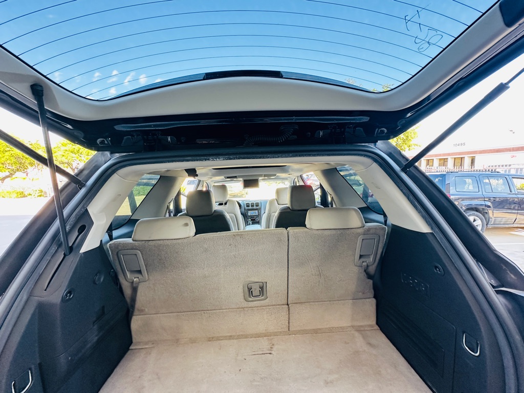 Photo 18 of this GMC ACADIA