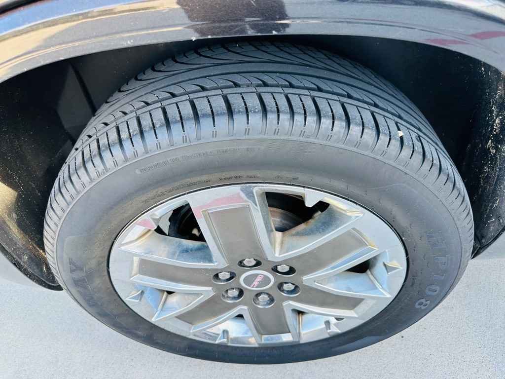 Photo 29 of this GMC ACADIA