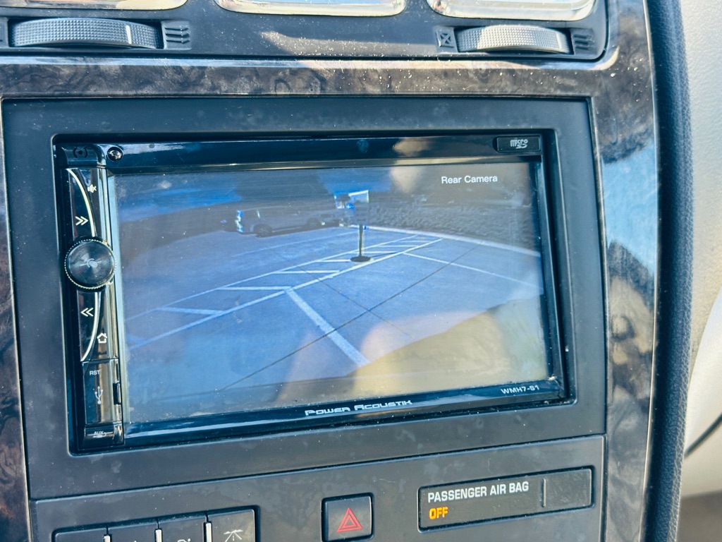 Photo 26 of this GMC ACADIA