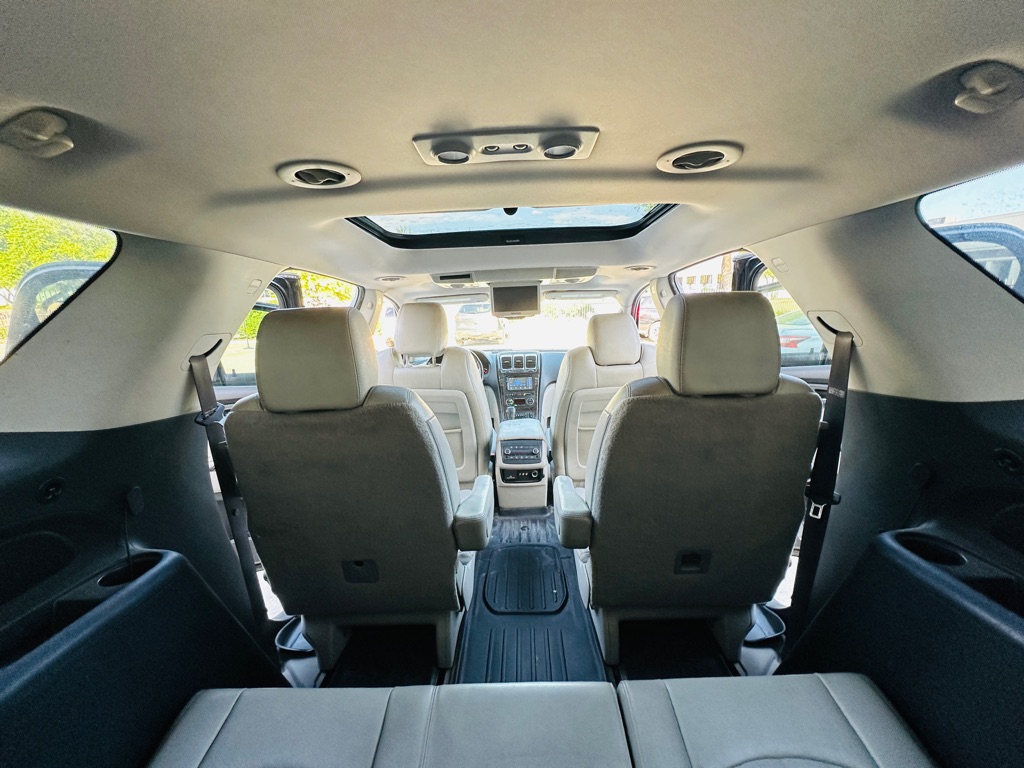 Photo 19 of this GMC ACADIA