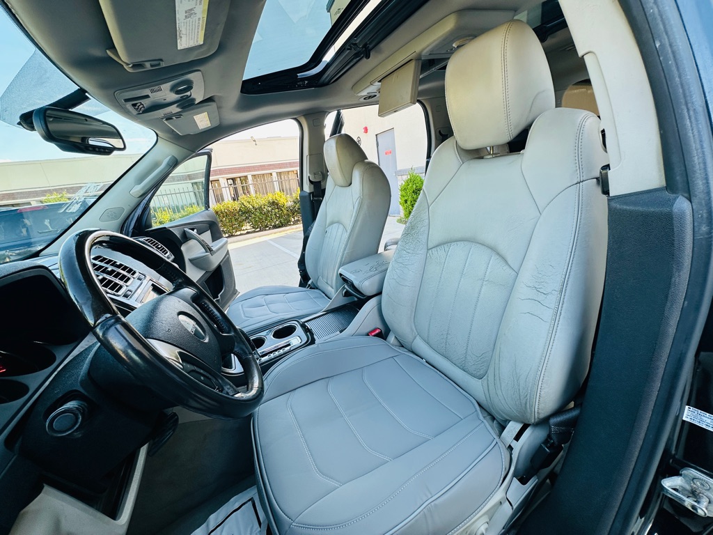 Photo 13 of this GMC ACADIA