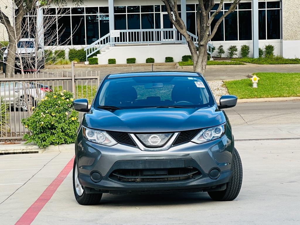 Photo 2 of this NISSAN ROGUE SPORT