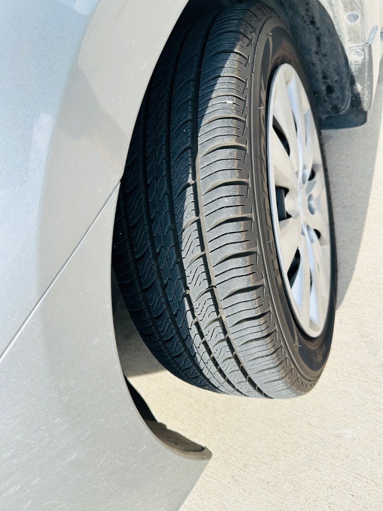 Photo 24 of this NISSAN SENTRA