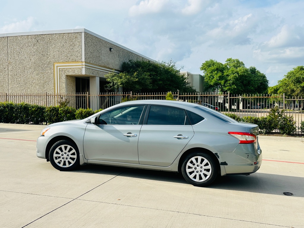Photo 5 of this NISSAN SENTRA
