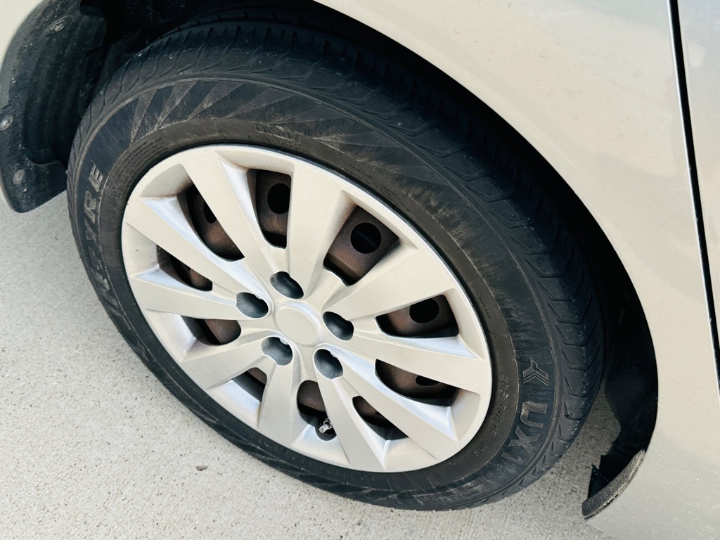 Photo 22 of this NISSAN SENTRA