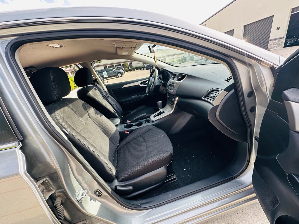 Photo 20 of this NISSAN SENTRA