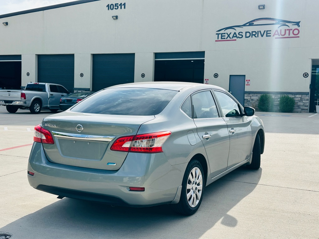 Photo 7 of this NISSAN SENTRA