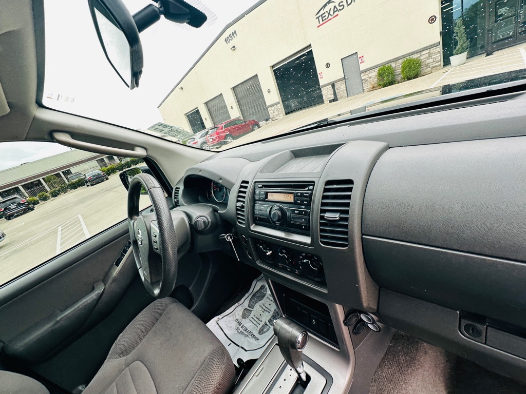 Photo 22 of this NISSAN PATHFINDER