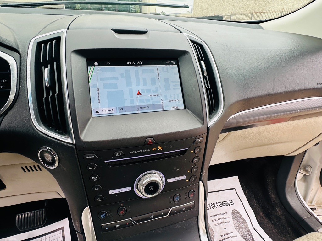 Photo 14 of this FORD EDGE