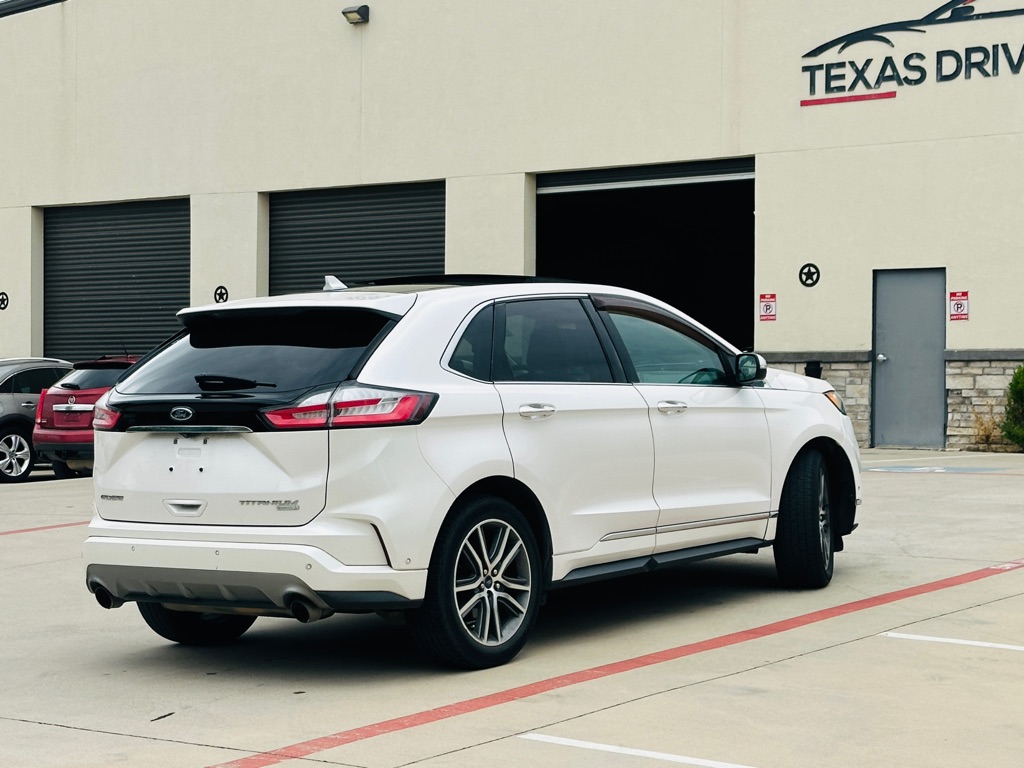 Photo 10 of this FORD EDGE