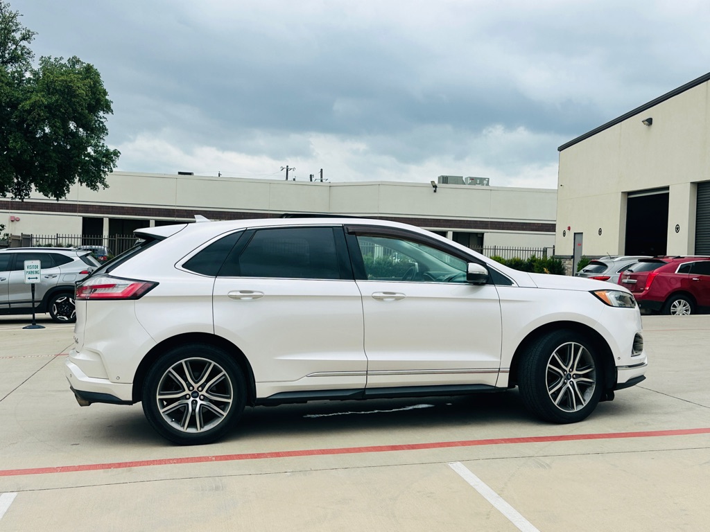 Photo 11 of this FORD EDGE