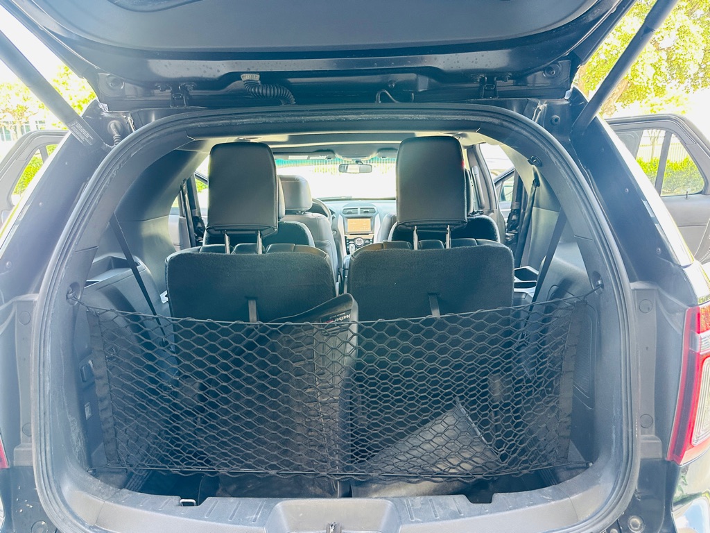 Photo 18 of this FORD EXPLORER
