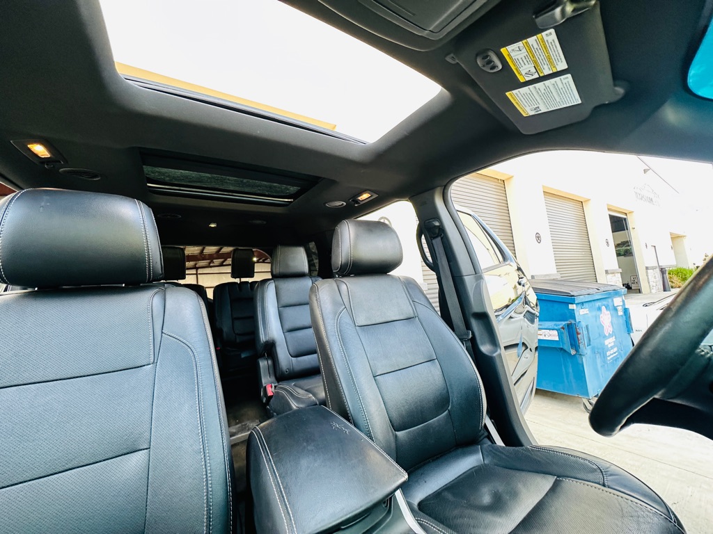 Photo 26 of this FORD EXPLORER