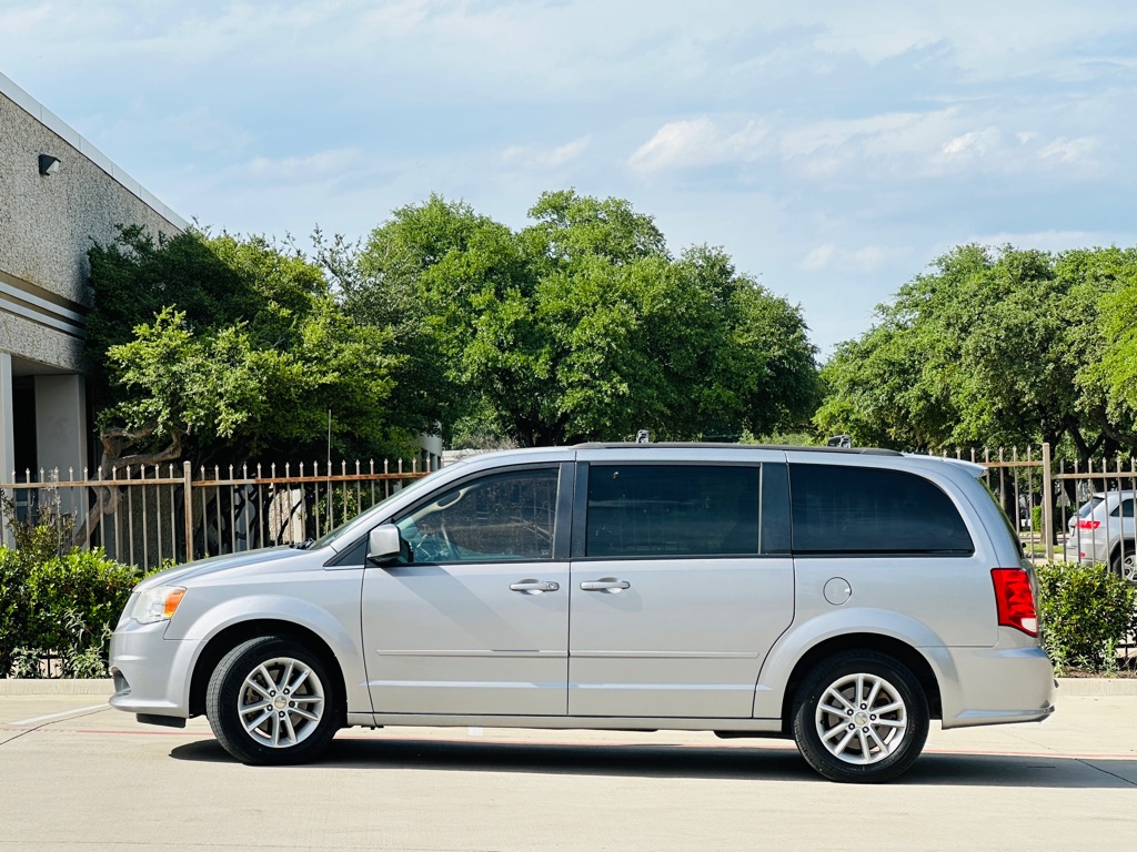 Photo 6 of this DODGE GRAND CARAVAN