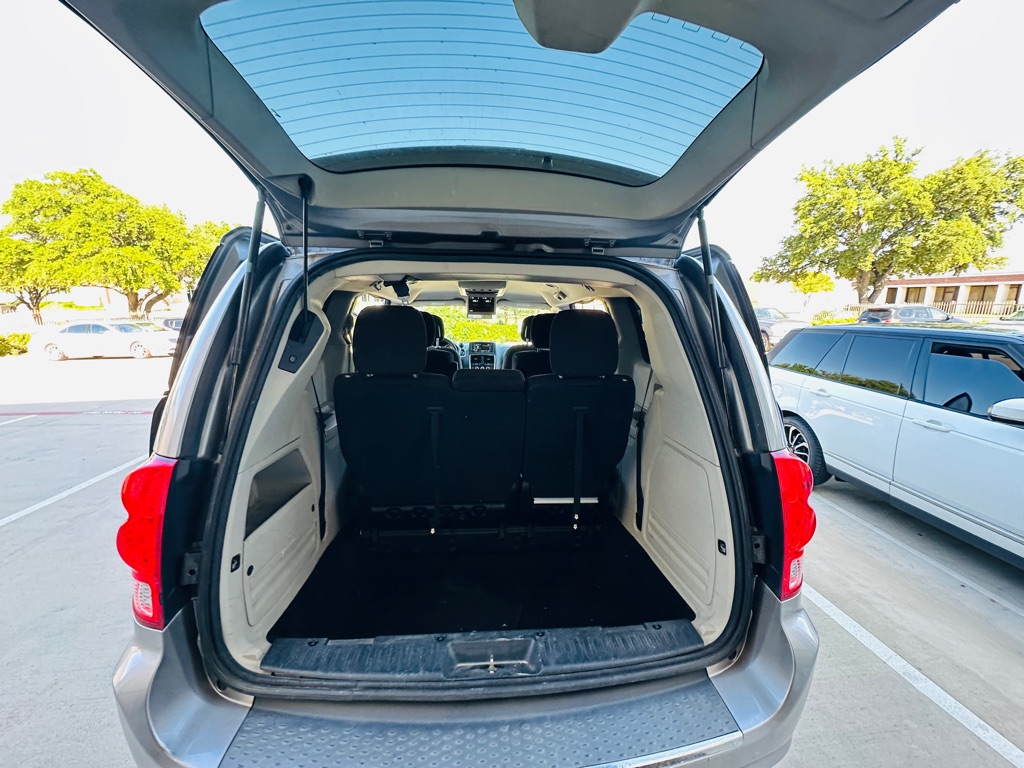Photo 20 of this DODGE GRAND CARAVAN