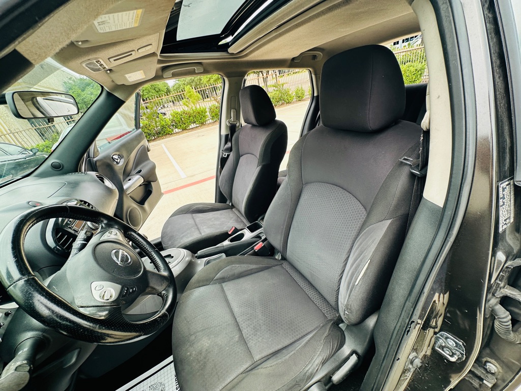 Photo 14 of this NISSAN JUKE