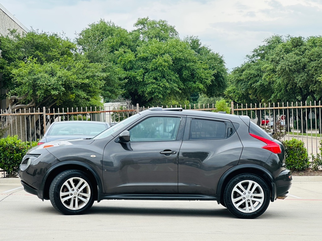 Photo 5 of this NISSAN JUKE