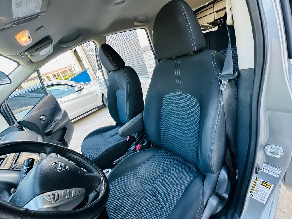 Photo 14 of this NISSAN VERSA NOTE