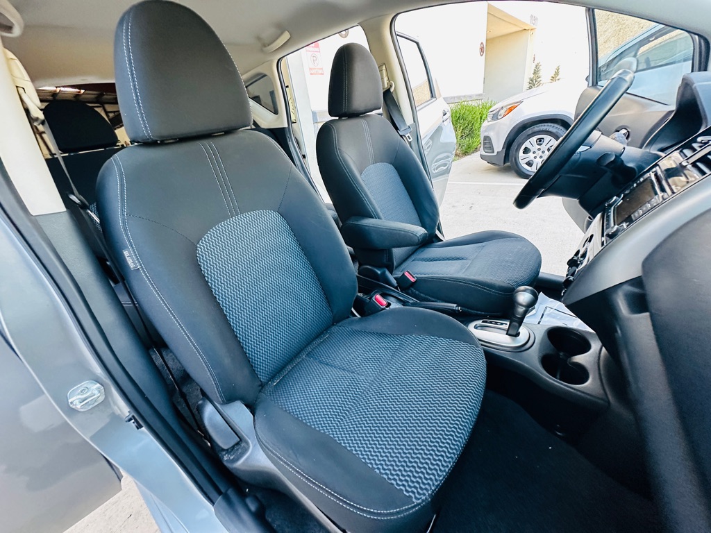 Photo 23 of this NISSAN VERSA NOTE